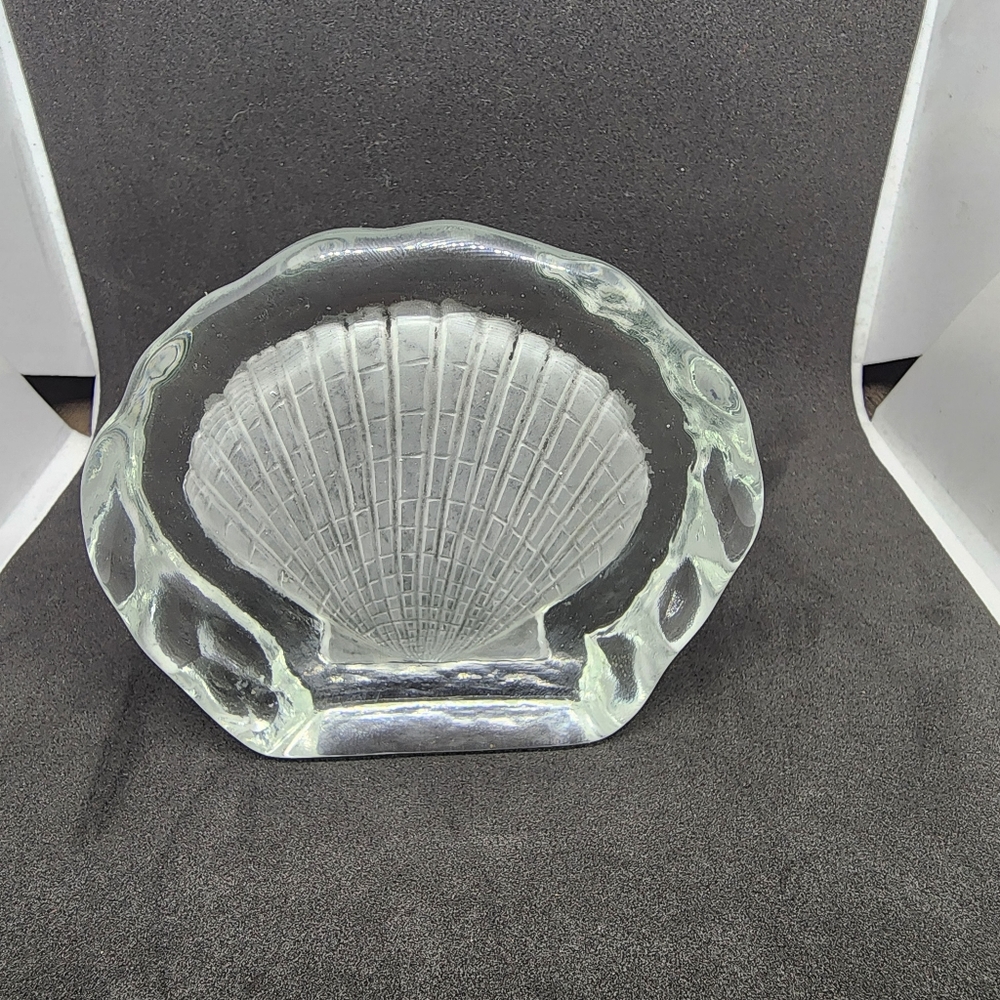 Seashell Paperweight - Picture 6 of 8
